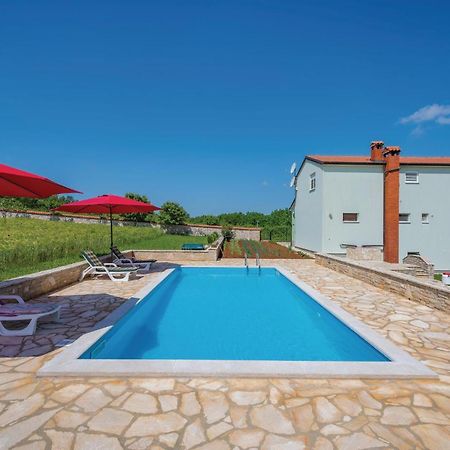 Jakici Cozy Apartment In Sv,Lovrec With Kitchen מראה חיצוני תמונה